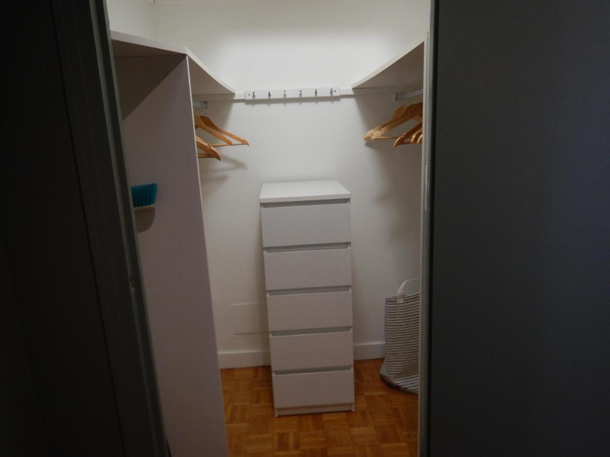 Studio Quartier Chateau - Wifi - Garage Individuel A Cle - Electromenager Complet Pau Luaran gambar