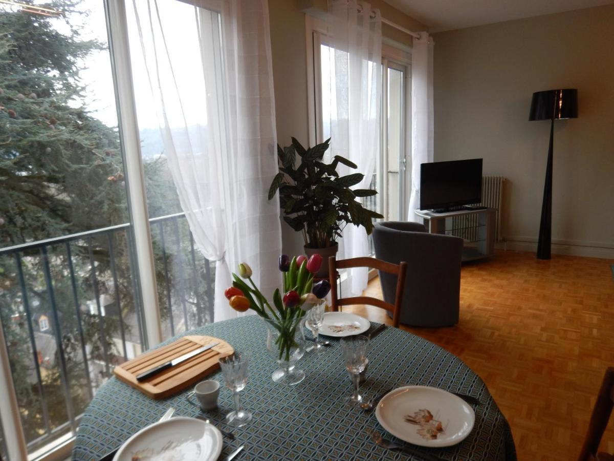 Studio Quartier Chateau - Wifi - Garage Individuel A Cle - Electromenager Complet Pau Luaran gambar