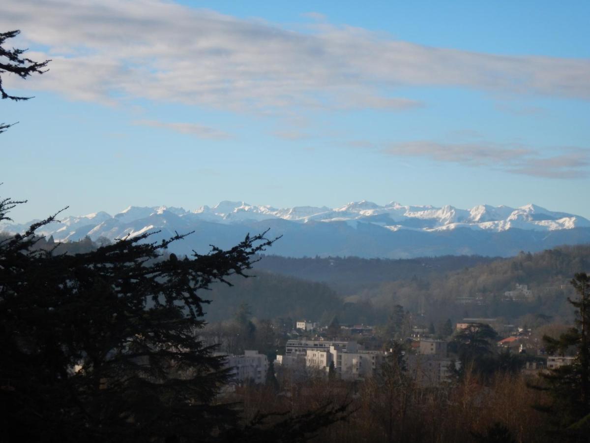 Studio Quartier Chateau - Wifi - Garage Individuel A Cle - Electromenager Complet Pau Luaran gambar